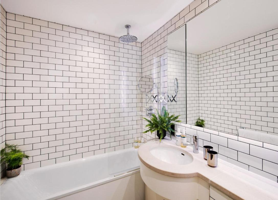 Aparthotel No.5 Maddox Street Londra Esterno foto