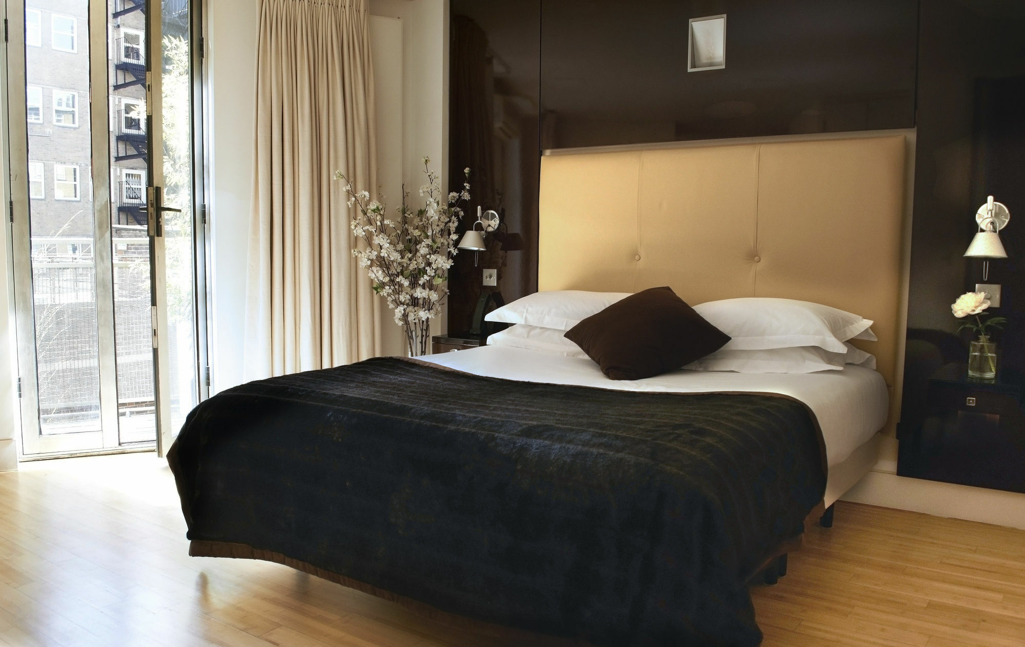 Aparthotel No.5 Maddox Street Londra Esterno foto
