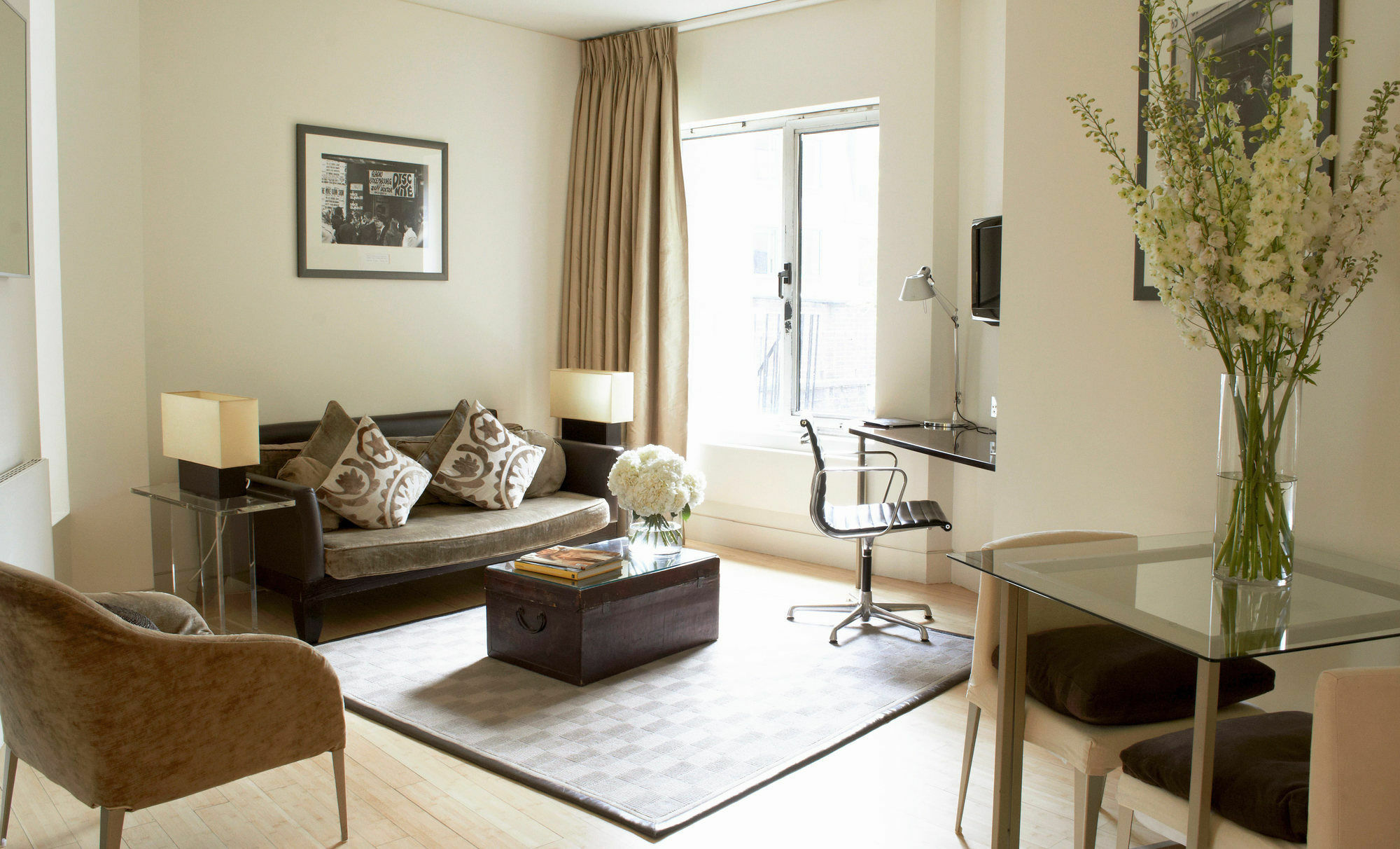 Aparthotel No.5 Maddox Street Londra Esterno foto